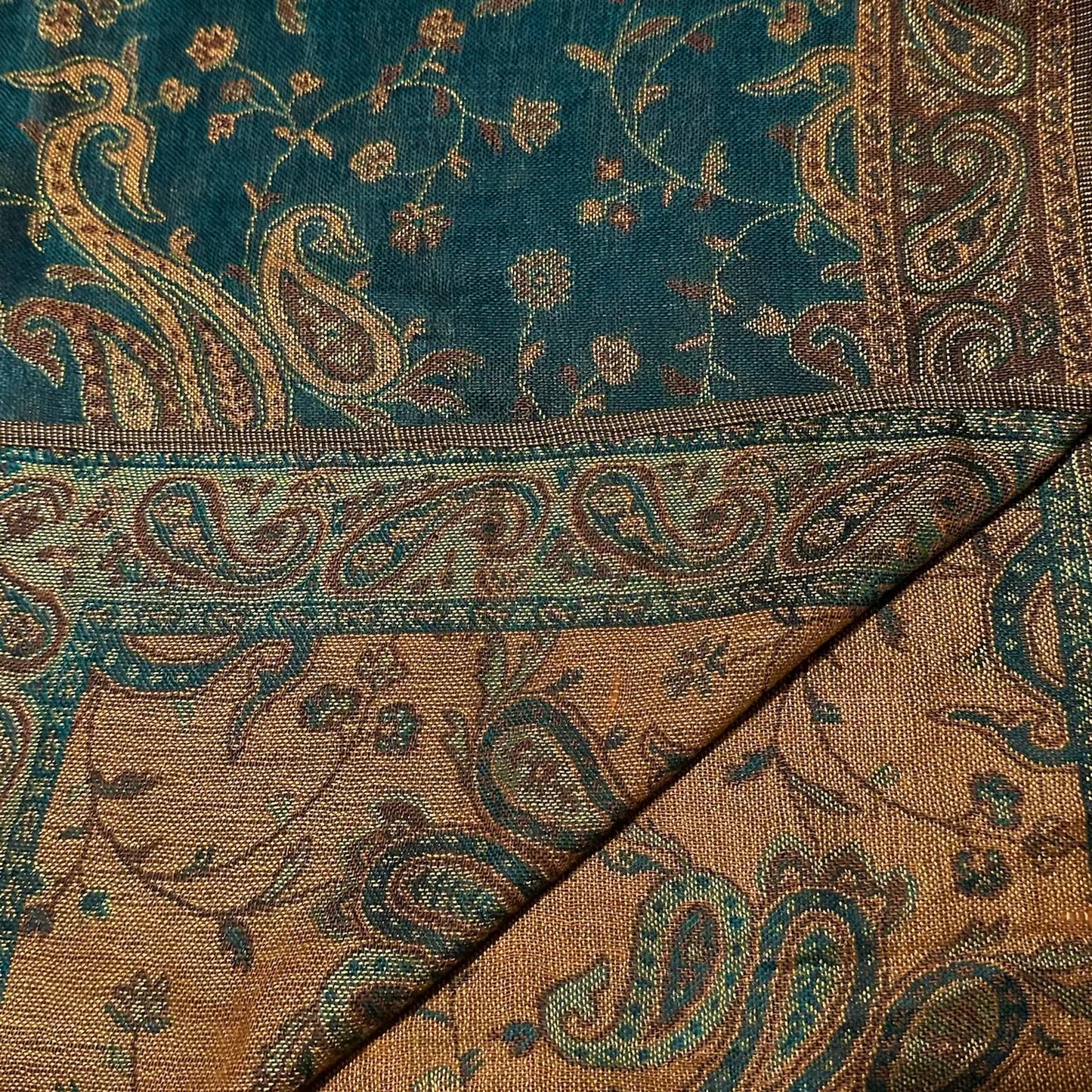 Pashmina Scarf. Fashionable and elegant print. Luxury Hijabs from Hana Hijabs UK.