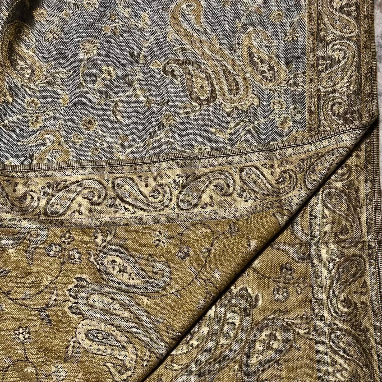 Paisley Pashmina in different colour choices. Fashionable and elegant print. Luxury Hijabs from Hana Hijabs UK.
